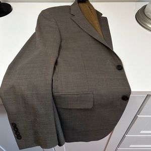 Jos a Bank 1905 Tailored Fit Suit 42R Jacket Pants Tailored to 33x32